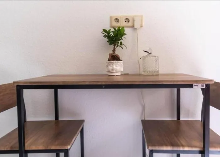 Apartmán Fully Equipped, Centrally Located Near Zoo And Auenwald Lipsko
